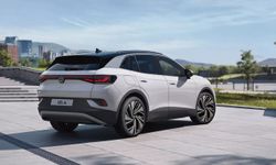 İthal Otomobil almayı düşünenlere kötü haber; Ek Vergi geldi