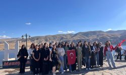Kız Yurdu Öğrencileri Hasankeyf’i Gezdi