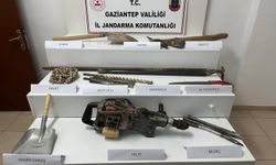 İzinsiz kazı yapan 4 kişi suçüstü yakalandı