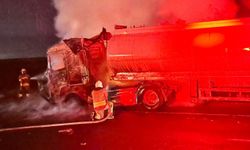 Şırnak'ta seyir halindeki tanker alev aldı