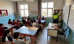 Beşiri’de Jandarmadan Öğrencilere Trafik Bilinci Atağı