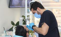 Asitli ve Şekerli Gıdalar Dişleri Tehdit Ediyor