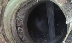 FARK EDİLMEYEN SU KAÇAĞINI BASKİ EKİPLERİ ORTAYA ÇIKARDI