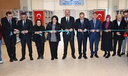 Üniversitede Türkiyat Külliyatı Koleksiyonu Açıldı