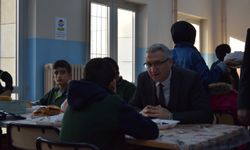 Müdür Ciğer Hasankeyf’te Öğrencilerle Kahvaltıda Buluştu