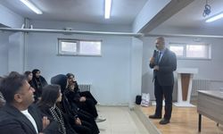 Cizre’de “Başarıda Arkadaş Seçimi” Konferansı Düzenlendi