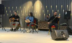 Liselerde Gençlik Merkezi Tanıtımı Sürüyor