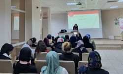 Kız Yurdundan ‘Kadına El Kalkamaz’ Semineri