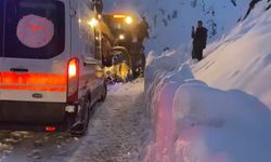 7 Saatlik Kar Mesaisi Hayat Kurtardı