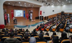 Ahmet Özhan’dan “Vaktin Nakdi” Dersi