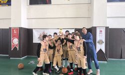 Basketbol İl Şampiyonu Borsa İstanbul Belde Ortaokulu