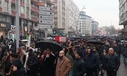 Batman’da Rojava’ya Destek Yürüyüşü