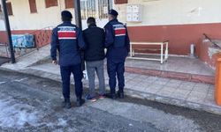 Hırsızlıktan aranan şahıs yakalandı