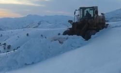 Sason’da kar temizleme çalışması devam ediyor