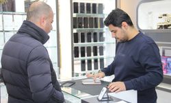 Telefoncu esnafı taksit yasağından dertli