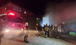 Zincir Marketin Deposunda Yangın