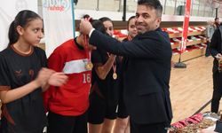 Hentbolda Yarı Final Şampiyonları Belli Oldu