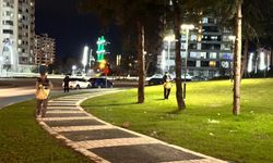 224 PARKTA GÜBRELEME ÇALIŞMASI DEVAM EDİYOR