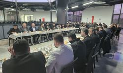 İş İnsanları Ve STK Temsilcileri İftar Programında Bir Araya Geldi