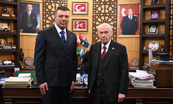 SON DAKİKA MHP GENEL BAŞKAN YARDIMCILIĞI GÖREVİNE ÖZGÜR BAYRAKTAR GETİRİLDİ. EVLİ Mİ? EŞİ KİM ÇOCUĞU VAR MI?