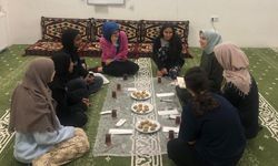 Öğrenciler Sohbet Ve İlahilerle Buluşuyor