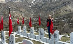 Şehit Kabirlerine Bayram Öncesi Özenli Dokunuş