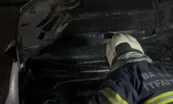 Site İçinde Park Halindeki Araç Alev Aldı