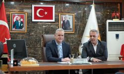 AK Parti’de Kritik Ziyaret: İnsan Hakları ve Teşkilat Çalışmaları Masaya Yatırıldı