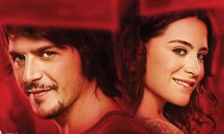 Aşk Tesadüfleri Sever filmi oyuncuları kim, konusu ne, sonu nasıl bitiyor? Aşk Tesadüfleri Sever nerede çekildi, Aşk Tesadüfleri Sever ne zaman çekildi?