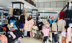 Batman’da Yetimlerin Yüzü Güldü: İyilik Elbise Oldu Kuşattı!