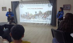 Çocuklardan Polislere Yoğun İlgi