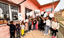 Dicle Gönüllüleri’nden Öğrencilere Destek