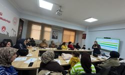 Dijital Dünyaya Bilinçli Adım: Batman’da Ailelere Kritik Eğitim