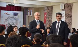 Nasıroğlu’ndan Gençlere İlham: Kendi Başarı Hikâyenizi Yazın