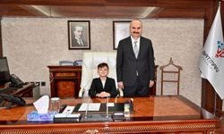 Valilik Koltuğunda Minik Başkan: 23 Nisan’da Yönetim Çocuklara Devredildi!