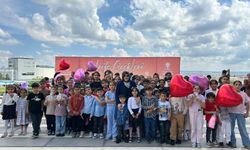 “Arife Çiçekleri” Yetimlerin Bayramını Renklendirdi