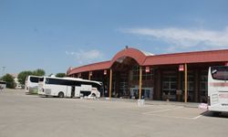Bayram Öncesi Otogarda Sessizlik: Otobüsler Boş, Biletler Cep Yakıyor