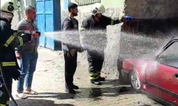 Gece Yarısı Korkutan Yangın! Otomobil Alev Topuna Döndü