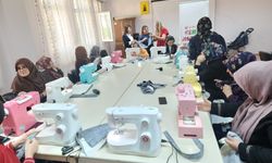 Kadınların Gücü Makinede Hayat Buluyor: Singer Destekli Terzilik Kursuna Yoğun İlgi