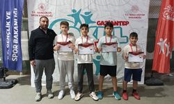 Küçük Tenisçiler Türkiye Finalinde