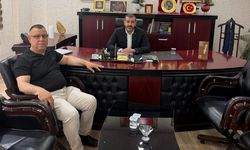 Mardin-Artuklu’da Sıcak Ziyaret: Gazeteci Aytekin Alptekin’den AK Parti İlçe Başkanlığına Buluşma