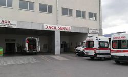 Silahlı ve bıçaklı kavga: 3 yaralı