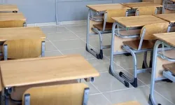 25 Mayıs okul var mı, yok mu? Yarın okullar tatil mi?