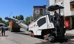BARIŞ VE MERETO CADDELERİ ASFALT ÖNCESİ ÇALIŞMALARA BAŞLANDI