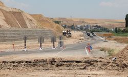 Batman-Diyarbakır kara yolundaki çalışmalar bir türlü tamamlanamıyor
