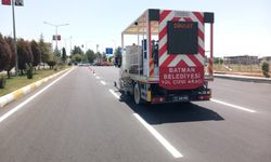 RECEP TAYYİP ERDOĞAN BULVARI'NDA YOL ÇİZGİLERİ YENİLENİYOR