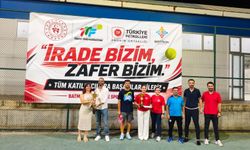 Batman'da 200 Sporcu 15 Temmuz Şehitleri İçin Korta Çıktı