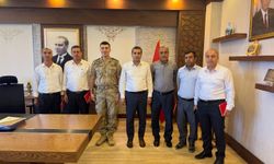 Emekli Güvenlik Korucularına Anlamlı Plaket