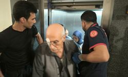 Hastanede Asansör Paniği! Vatandaşlar mahsur kaldı
