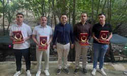 Tayini Çıkan Jandarma Personeline Plaket Takdim Edildi